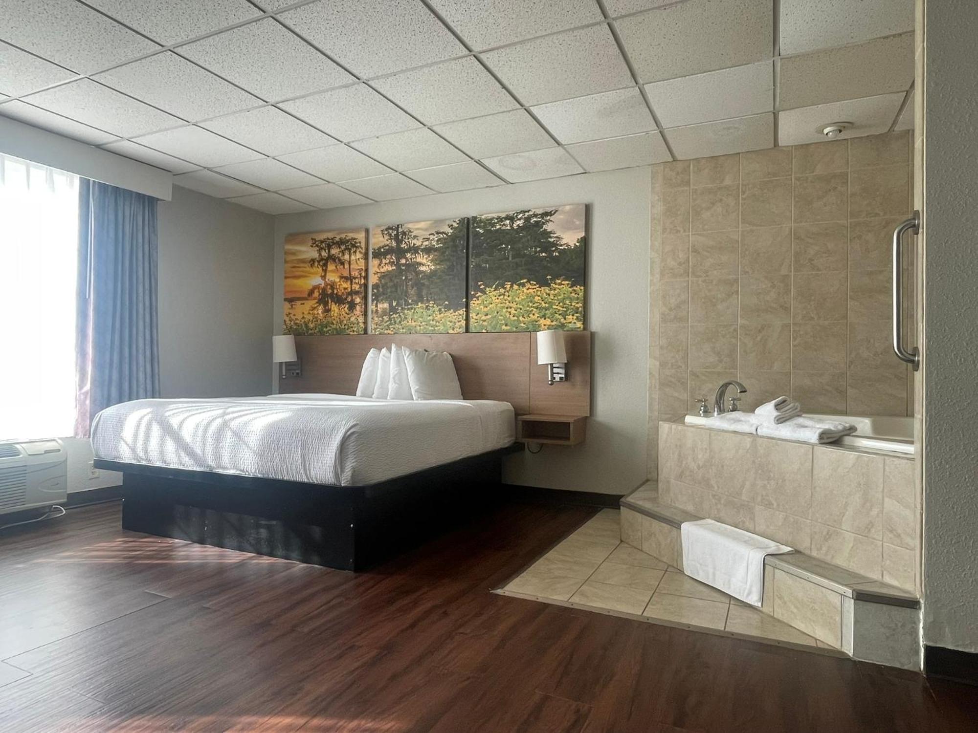 Days Inn By Wyndham Madisonville Buitenkant foto